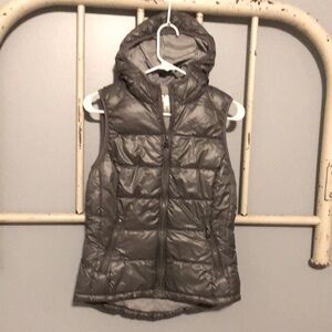 Tangerine Women’s Grey Hooded Puffer Vest